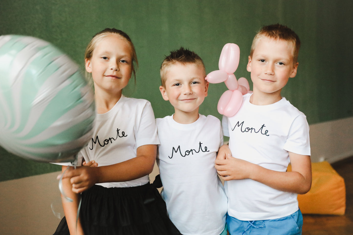 T-krekls ar MONTE uzrakstu (balts)